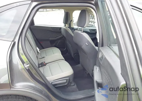 2020 Ford Escape S from USA, damaged, VIN 1FMCU9F65LUA09383